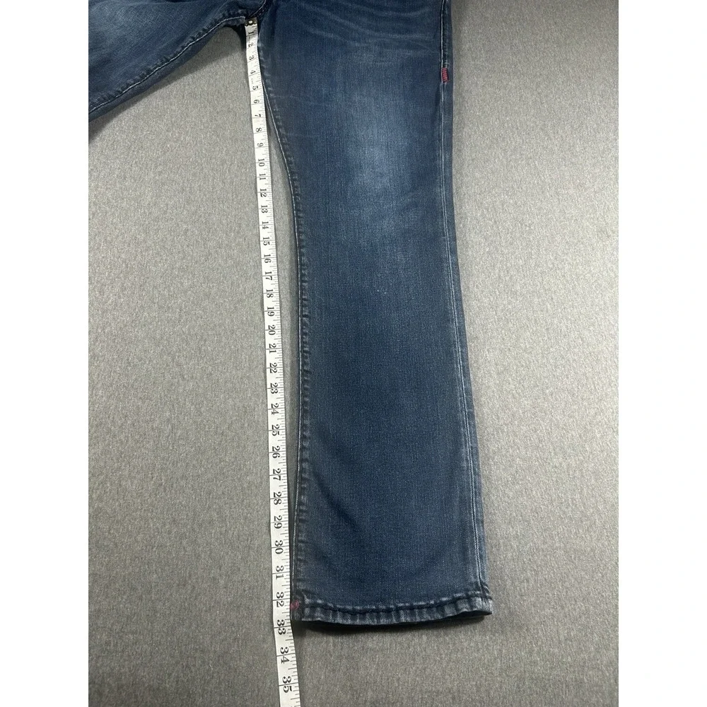True Religion Ricky Relaxed Straight Jeans with Red‎ Contrast Stitching Size 40